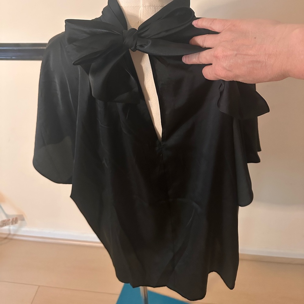 Banana Republic Black Satin Bow Blouse | Size L